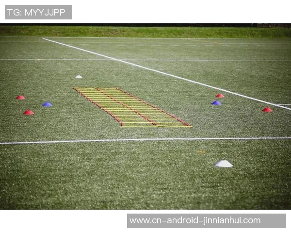 足球袜子视频揭秘如何选择和搭配最佳足球袜子提升你的比赛表现